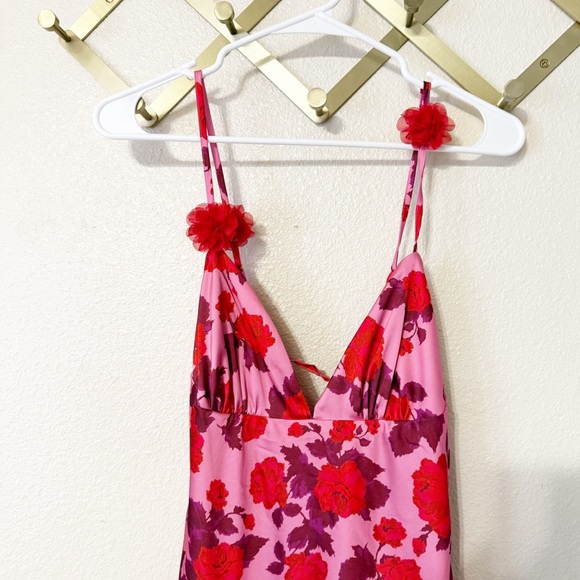 🛍️NWT For Love & Lemons Huda Satin Floral Free People Rosette Maxi Gown small - Picture 8 of 9